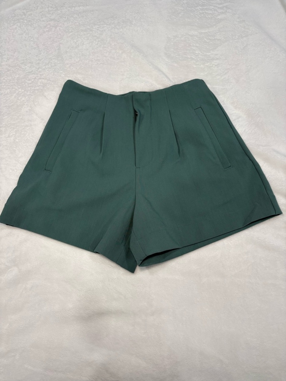 a new day High-Waist Dark Green Tailored Women's Shorts